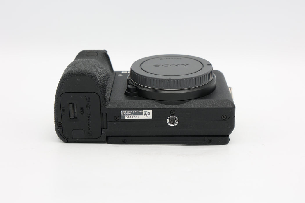 Used Sony A6500 (VG)`