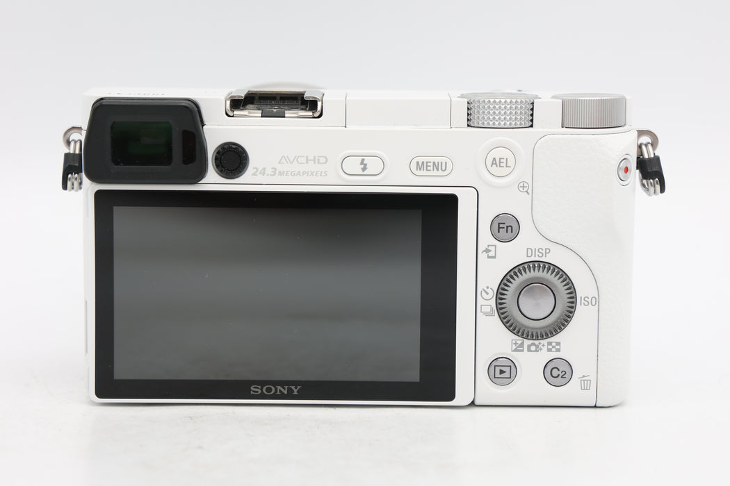 Used Sony A6000 Kit w/ 16-50mm (G)