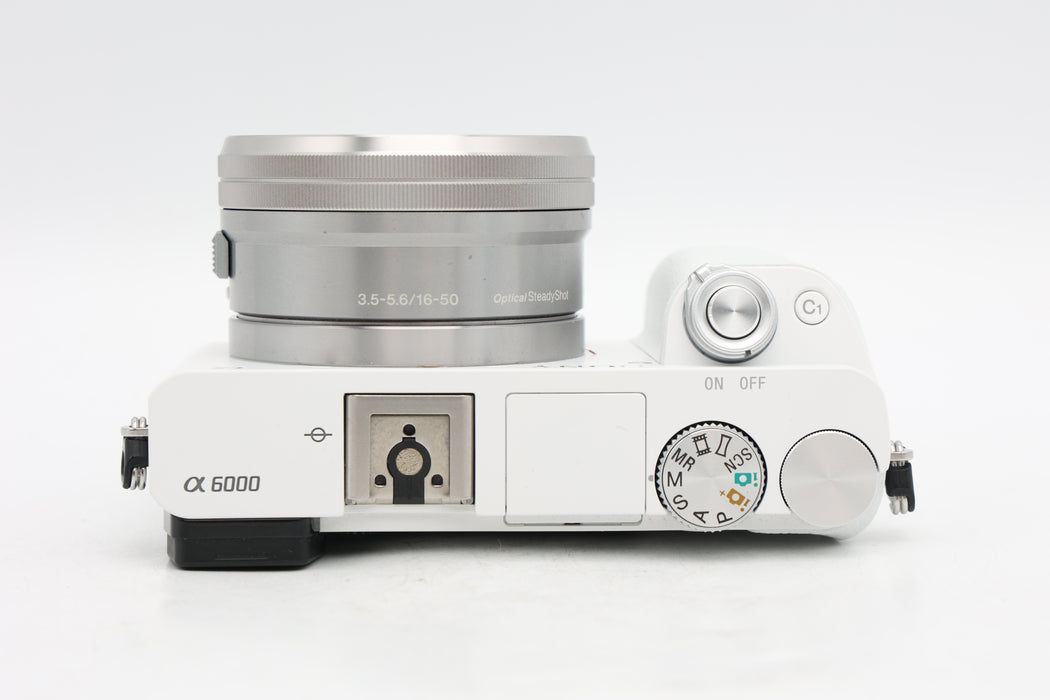 Used Sony A6000 Kit w/ 16-50mm (G)
