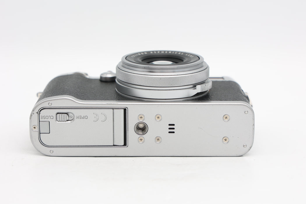 Used Fujifilm X100F (Good)