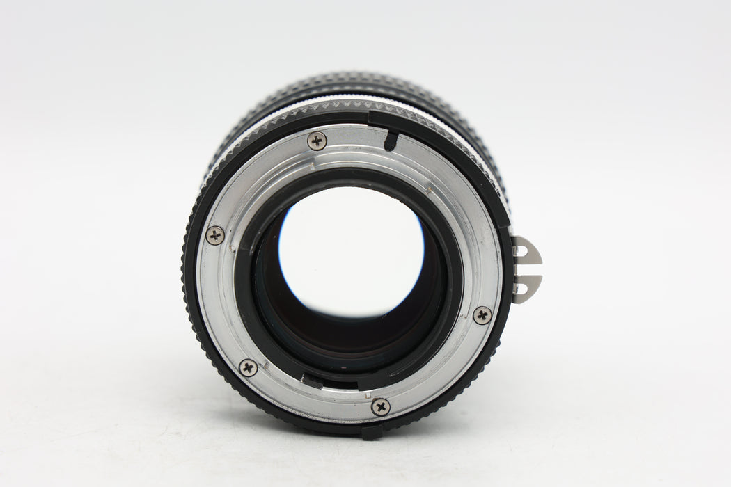 Used Nikon 105mm f2.5 AI (Fair) Cement separation