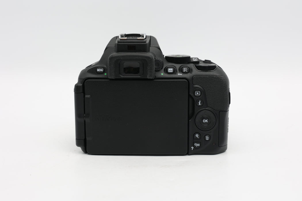 Used Nikon D5600 (VG)