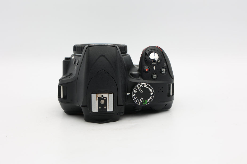 Used Nikon D3300 (G)