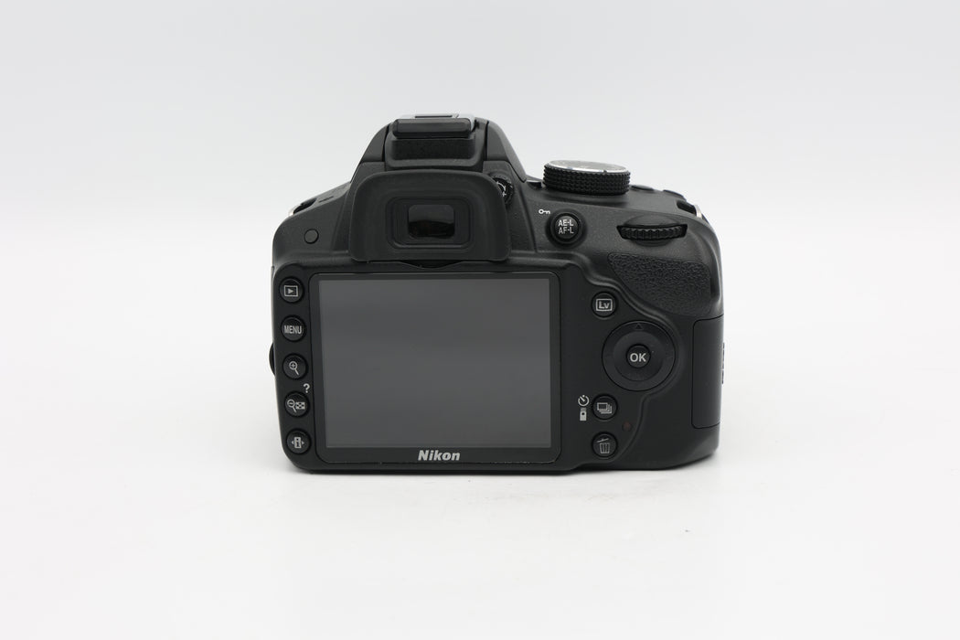 Used Nikon D3200 Kit (G)