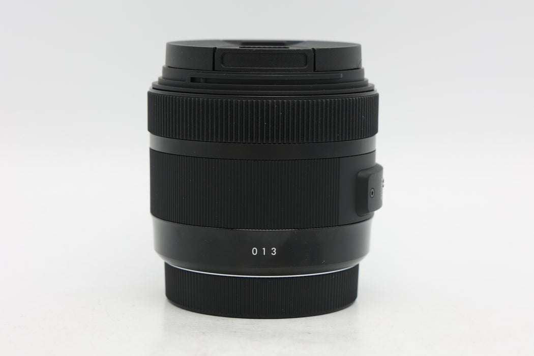 Used Sigma 30mm f1.4 DC Canon (EX)
