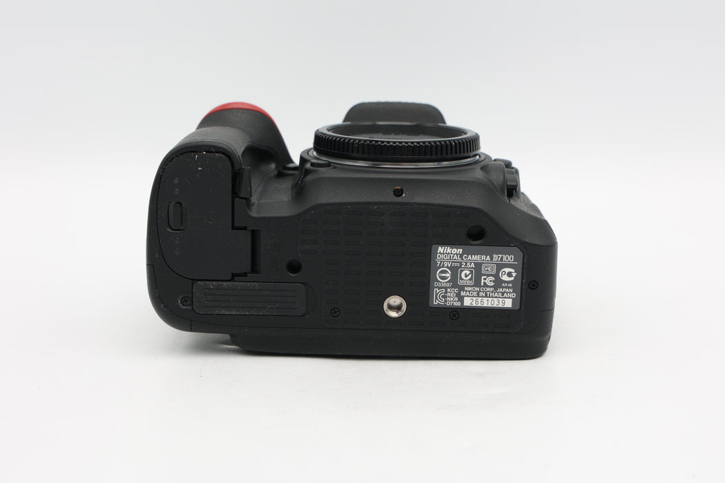 Used Nikon D7100 (VG)