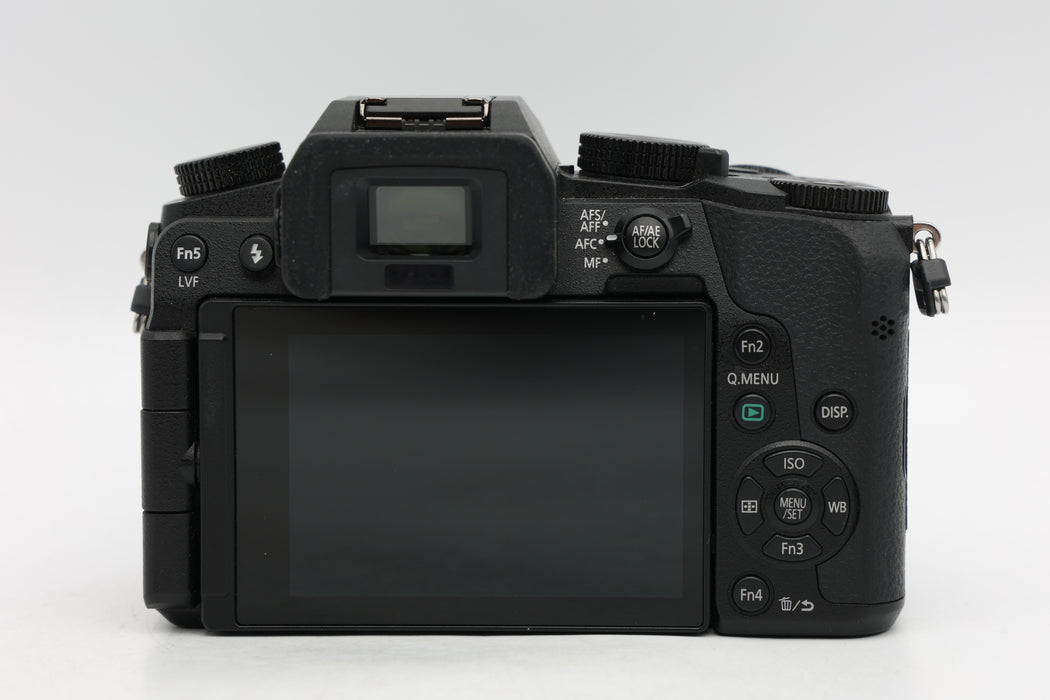 Used Panasonic G7 w/ 14-42mm (VG)