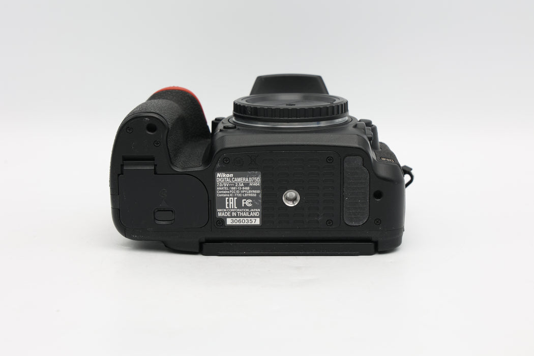 Used Nikon D750 (VG)