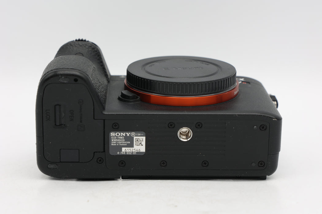 Used Sony A7R III Body (VG)