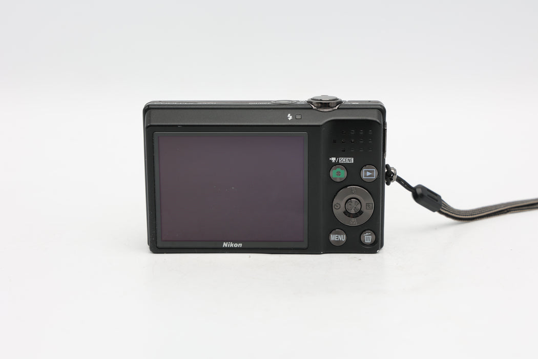 Used Nikon Coolpix S570 (VG)