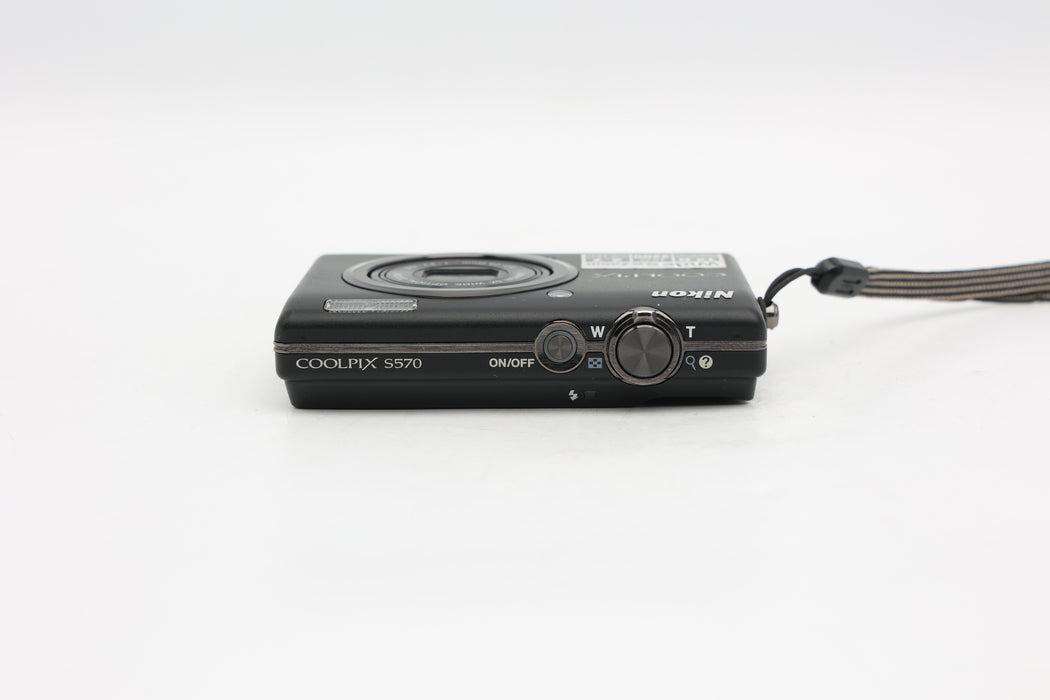Used Nikon Coolpix S570 (VG)