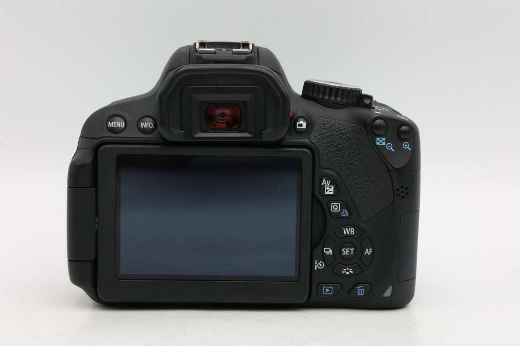 Used Canon Rebel T4i w/ Grip (Good)