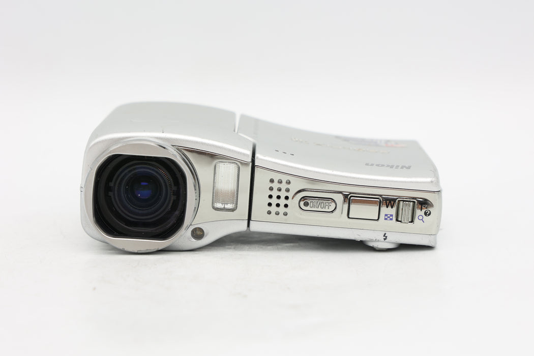 Used Nikon Coolpix S10 (Fair)