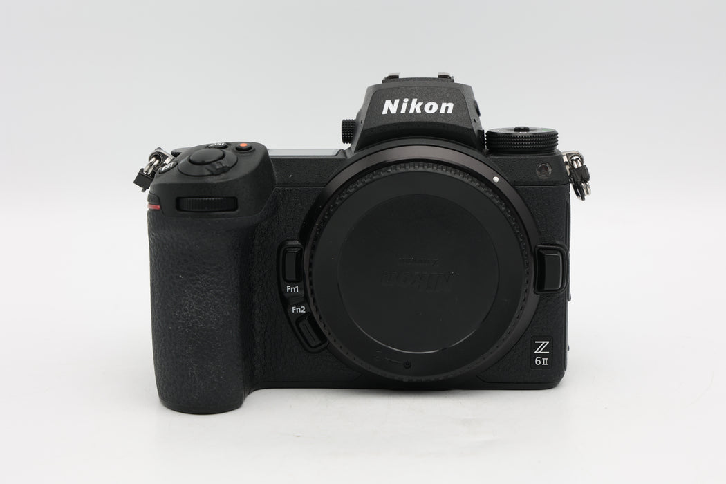 Used Nikon Z6 II (G) Scratch on back screen