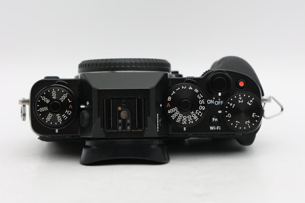 Used Fujifilm X-T1 Body (Fair) Loose rubber