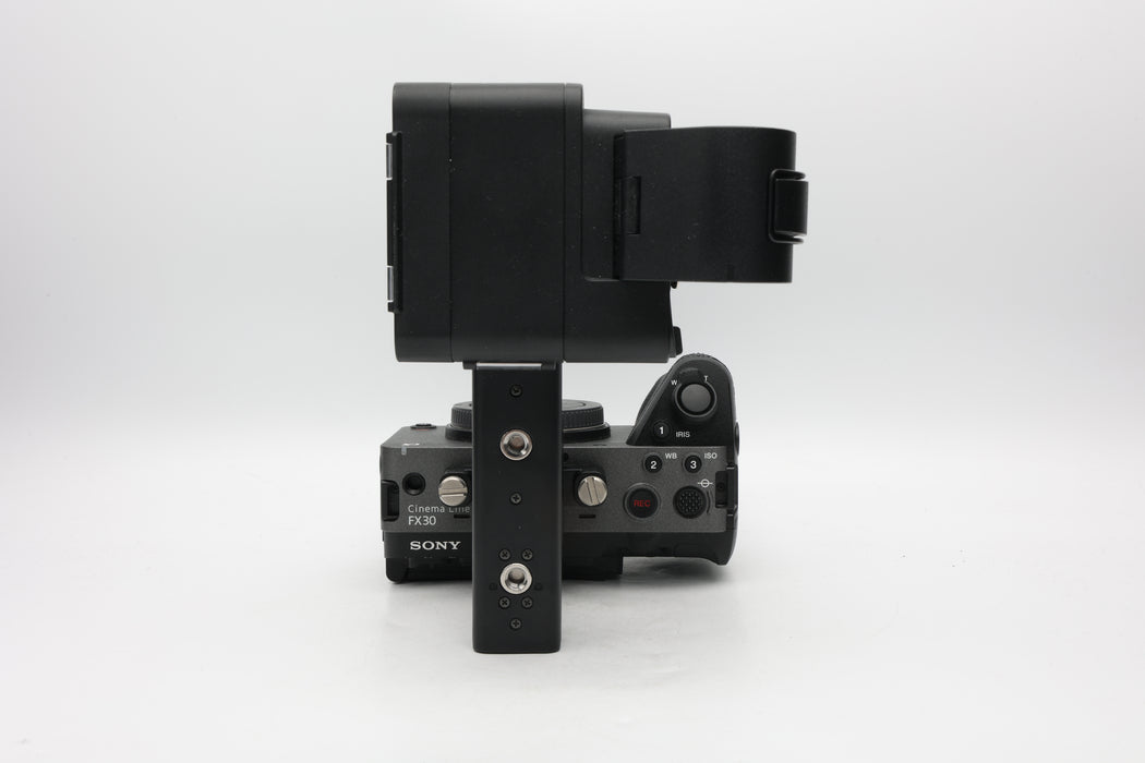 Used Sony FX30 W/XLR Handle (VG)