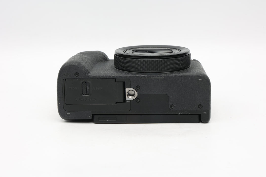 Used Canon Powershot V1 (VG)