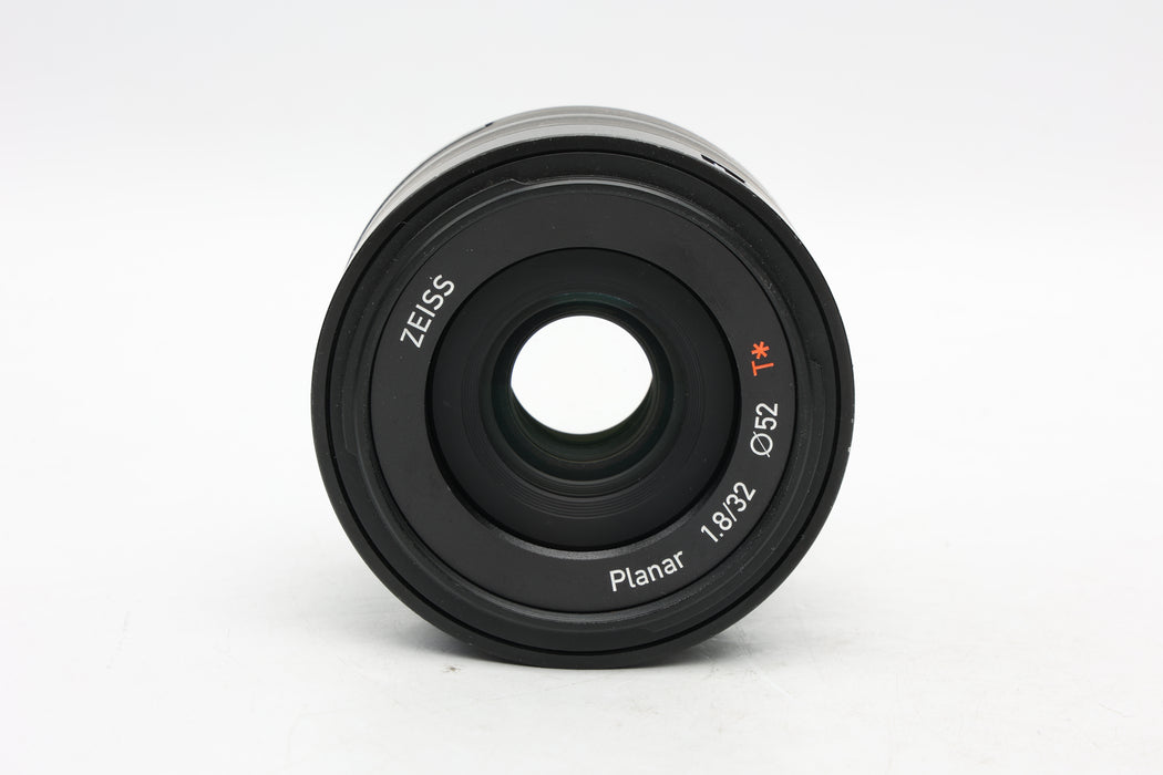 Used Zeiss 32mm f1.8 Touit XF (Good)
