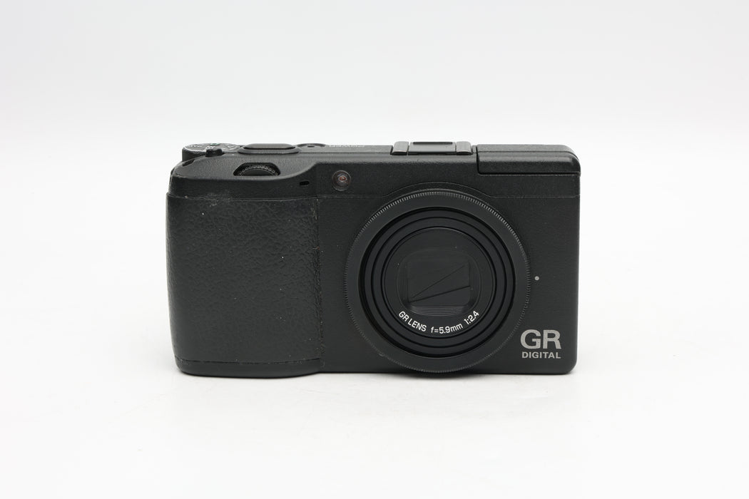Used Ricoh GR Digital II (F)