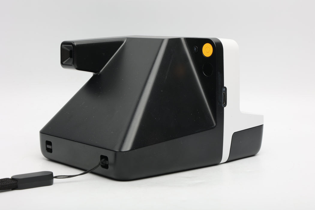Used Polaroid Now (VG)