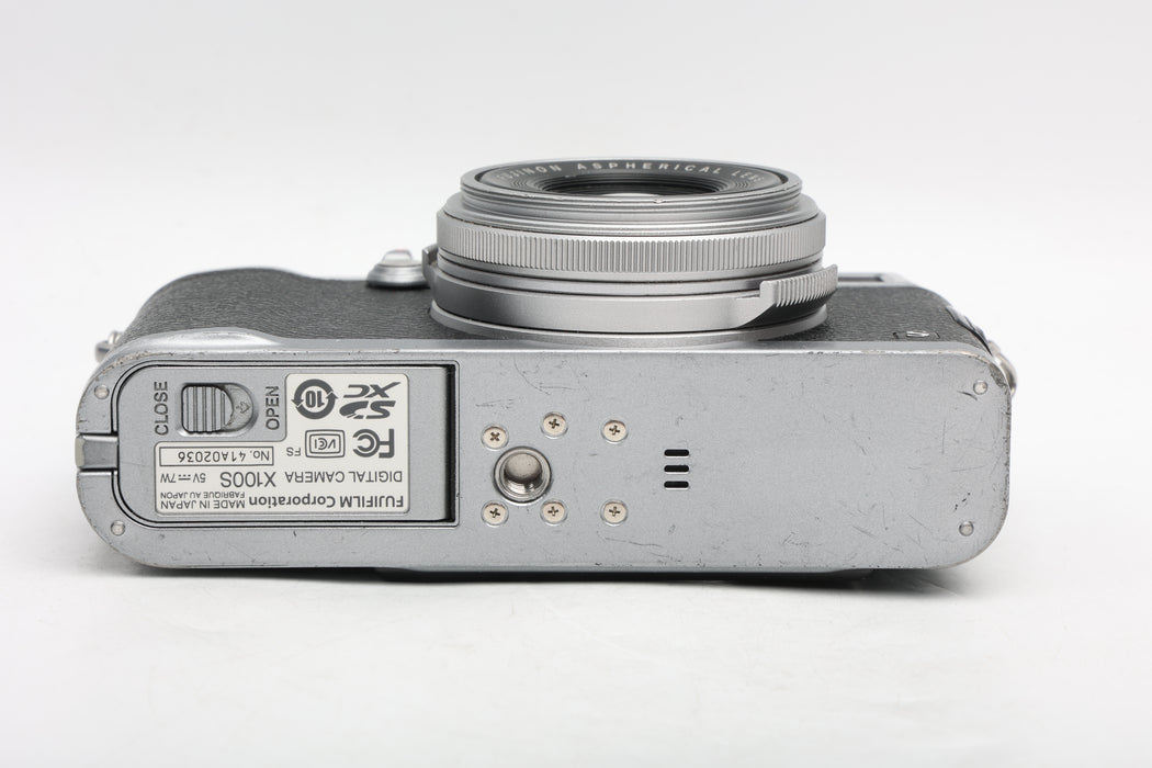 Used Fujifilm X100S (Fair)