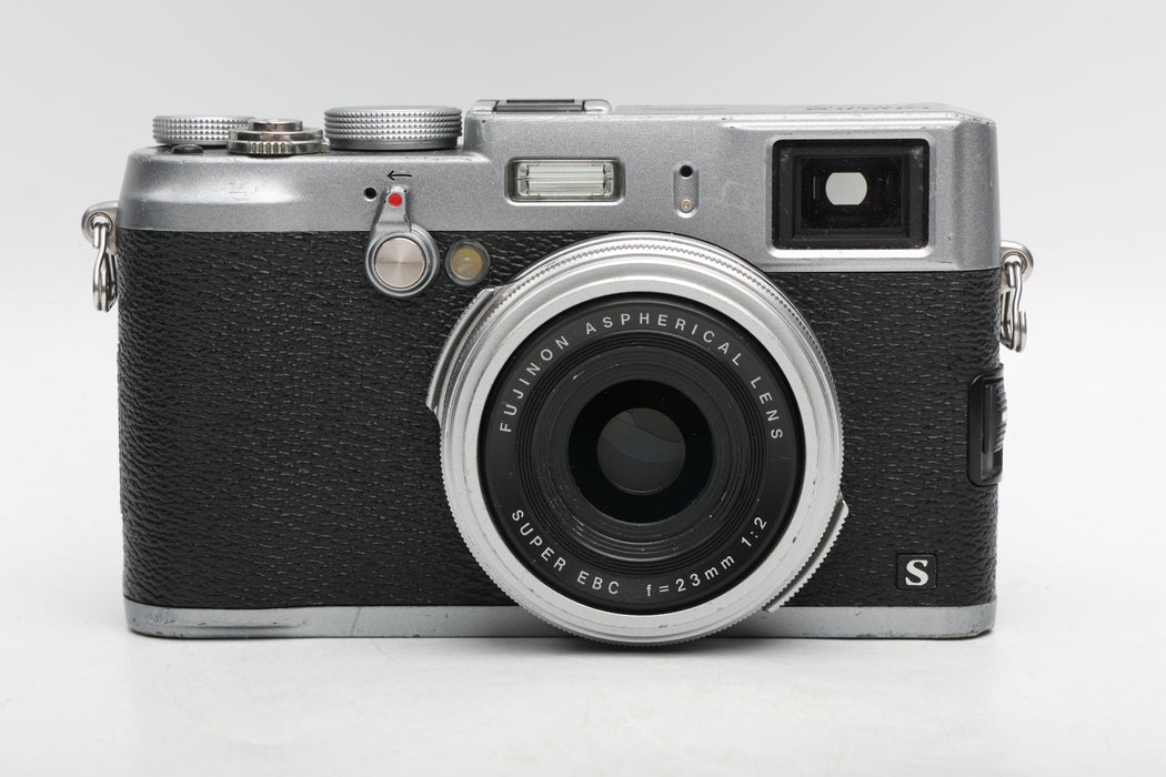 Used Fujifilm X100S (Fair)