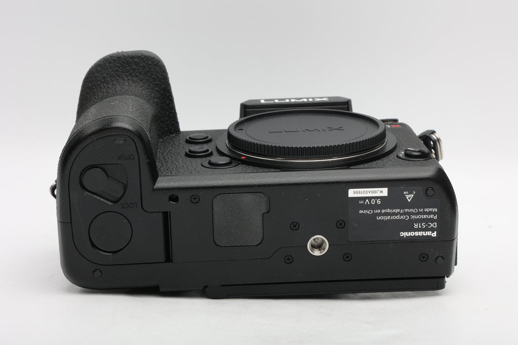 Used Lumix S1R Body (EX)