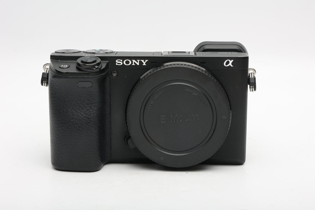 Used Sony A6400 (VG)