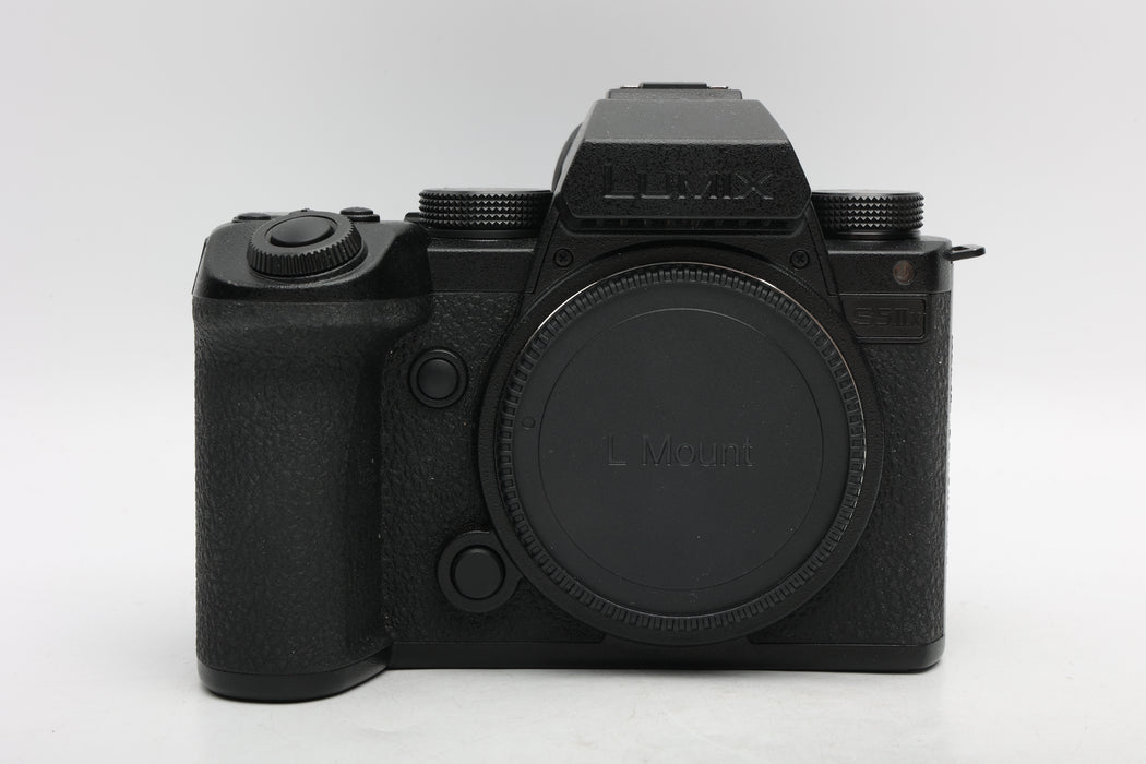 Used Lumix S5 IIX Body (EX)