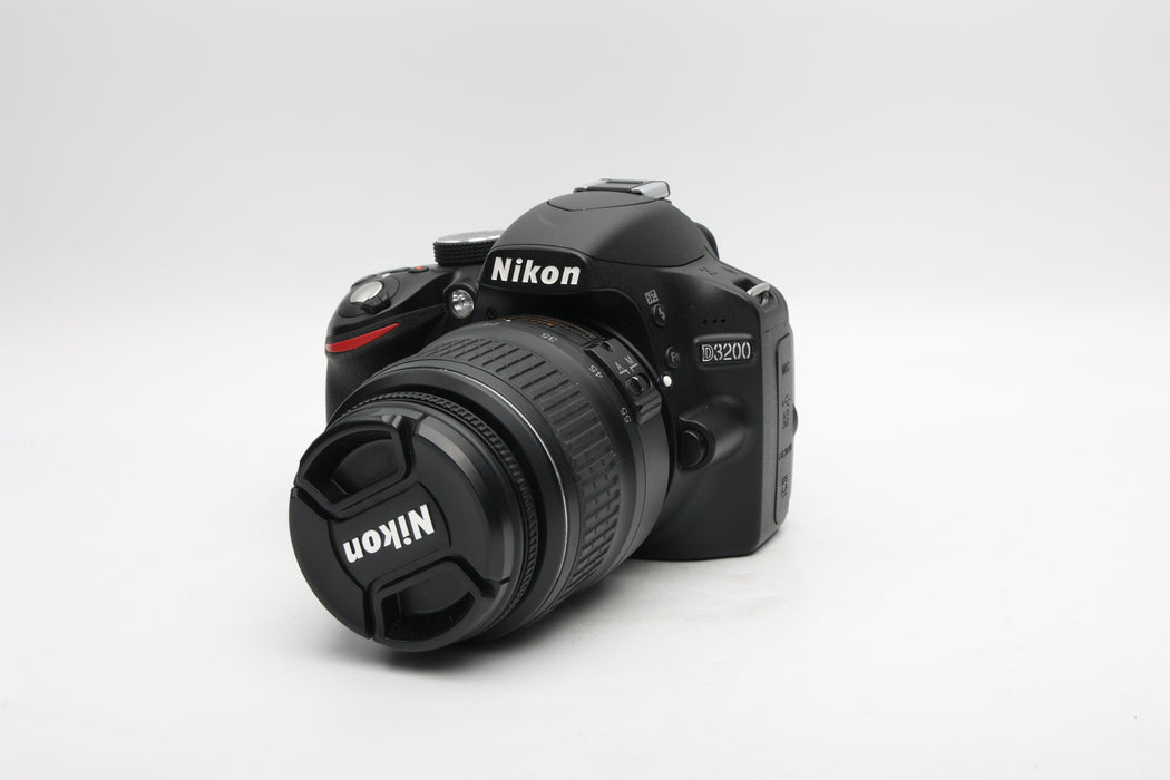 Used Nikon D3200 Kit (VG)
