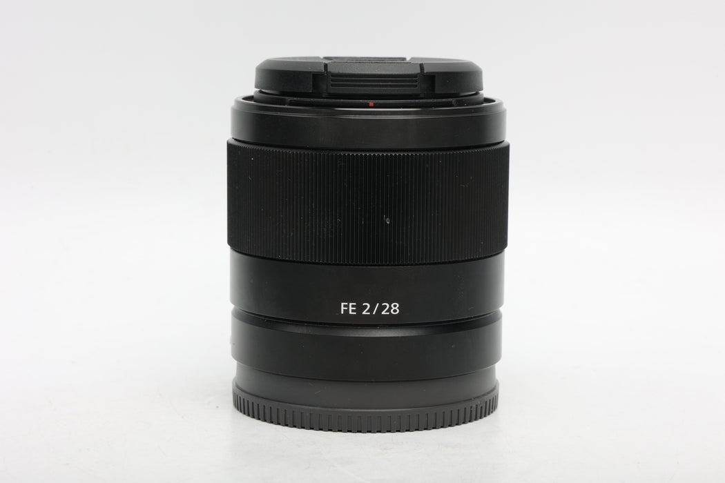 Used Sony FE 28mm f2 (VG)