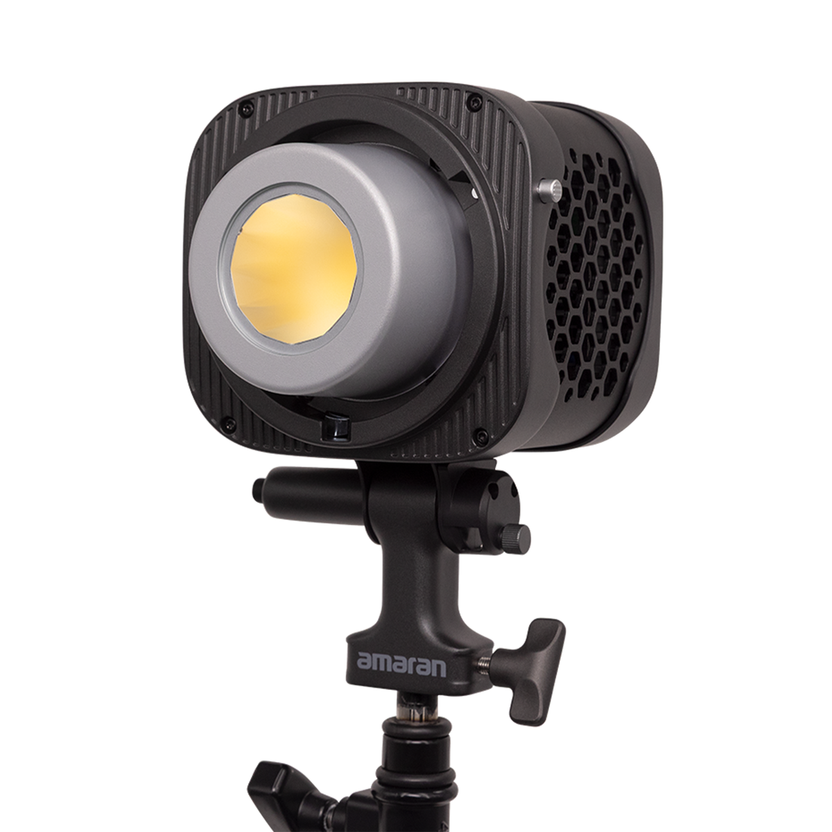 R*g様 amaran 200x Amaran Halo 200x Bi-Color COB Light (200W) — Glazer's Camera