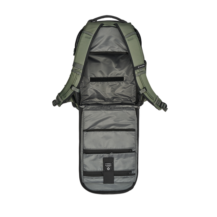 Wandrd PRVKE Pocket Photo Bundle 31L Backpack - Wasatch Green