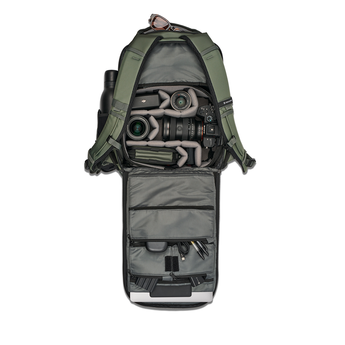 Wandrd PRVKE Pocket Photo Bundle 21L Backpack - Wasatch Green
