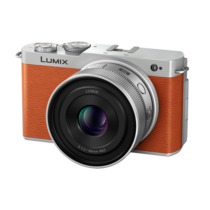 Panasonic Lumix S 40mm f/2 Lens - SIlver