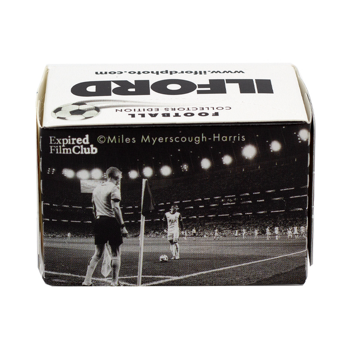Ilford XP2 Super 400 Black & White Negative - 35mm Film, 36 Exposures, Single Roll (Football Collectors Edition)