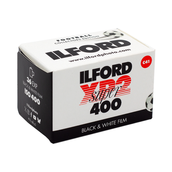 Ilford XP2 Super 400 Black & White Negative - 35mm Film, 36 Exposures, Single Roll (Football Collectors Edition)