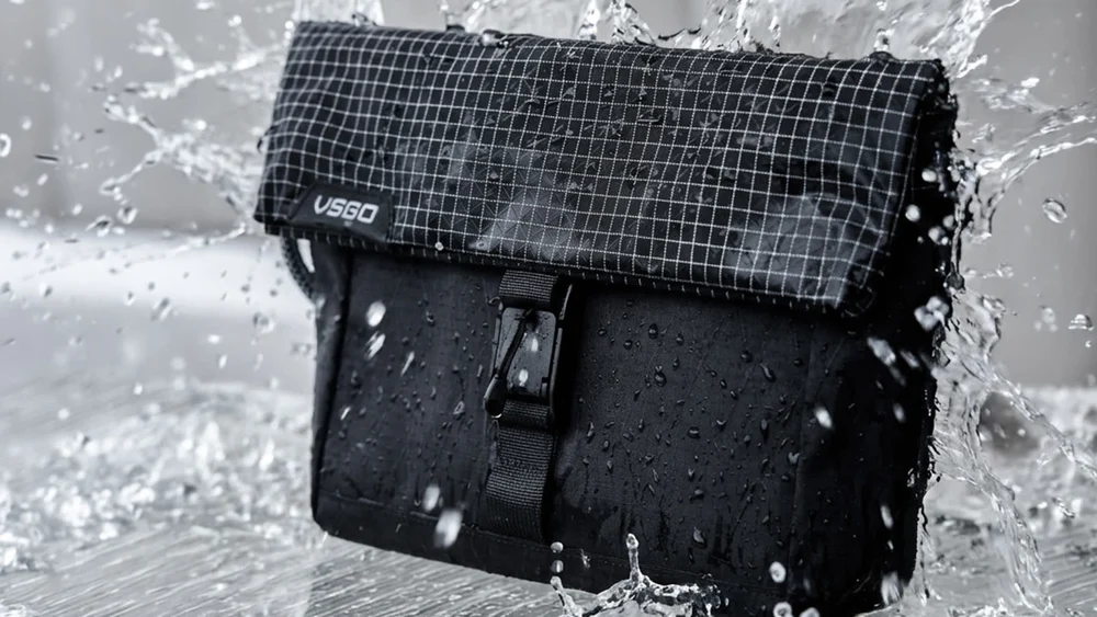 VSGO Snipe Urban Series Walk 3L Camera Sling Bag - Black