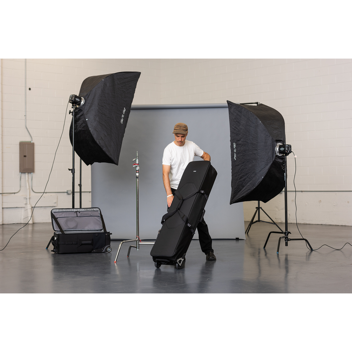 Think Tank Photo Stand Manager 52 Rolling Case