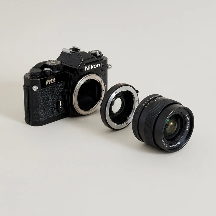 Urth Manual Lens Mount Adapter for Contax/Yashica Mount Lens to Nikon F-Mount Camera Body with Optical Glass