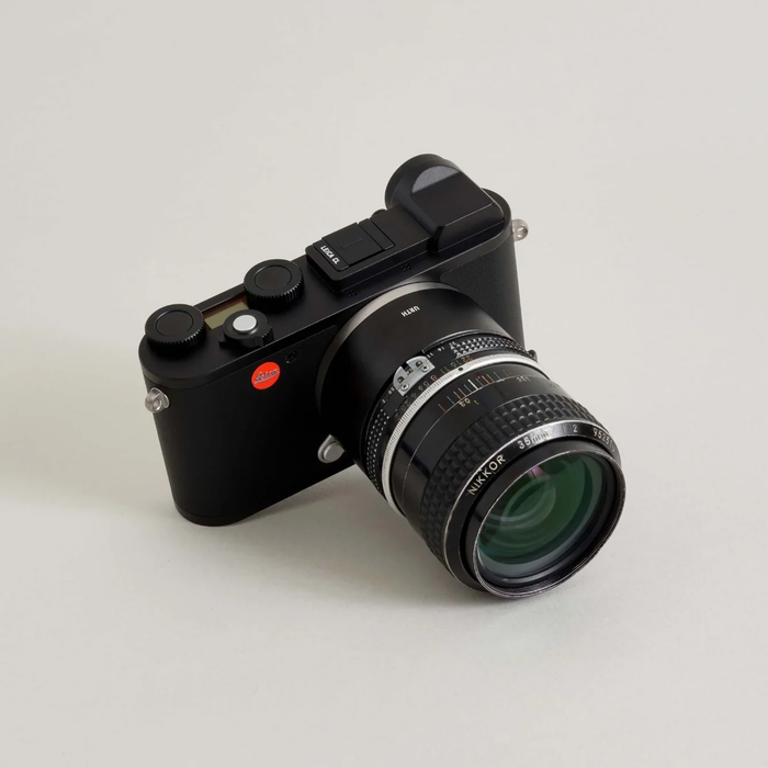 Urth Manual Lens Mount Adapter for Nikon F-Mount Lens to Leica L-Mount Camera Body