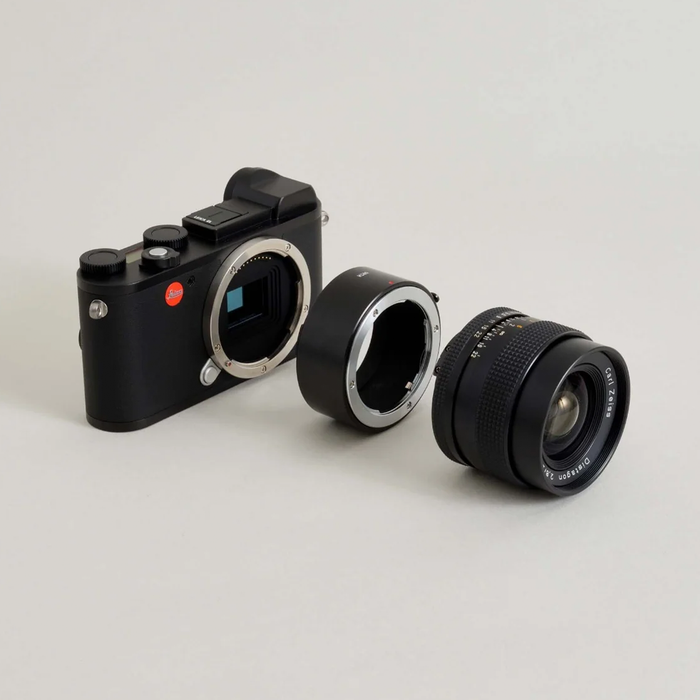 Urth Manual Lens Mount Adapter for Contax/Yashica Mount Lens to Leica L-Mount Camera Body