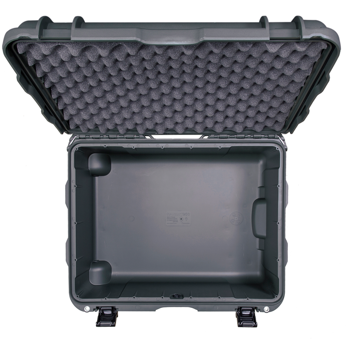 Nanuk 950 Wheeled Protective Case with Cubed Foam & Lid Foam - Graphite