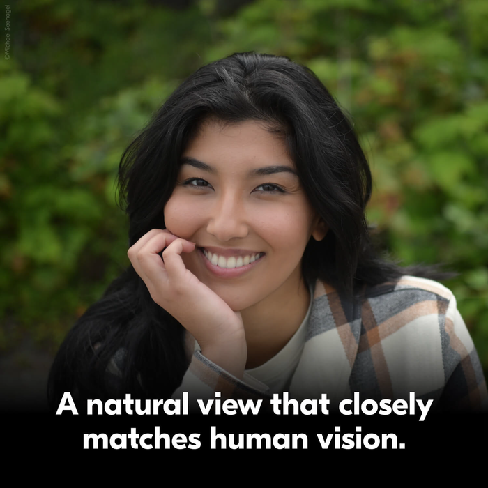 Nikon Z DX MC 35mm f/1.7 Lens