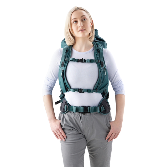 Shimoda Action X40 v2 Backpack Women's Starter Kit with Medium DSLR Core Unit v2 - Teal