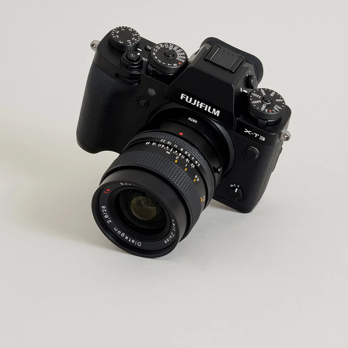 Urth Manual Lens Mount Adapter for Contax/Yashica Mount Lens to Fujifilm X-Mount Camera Body