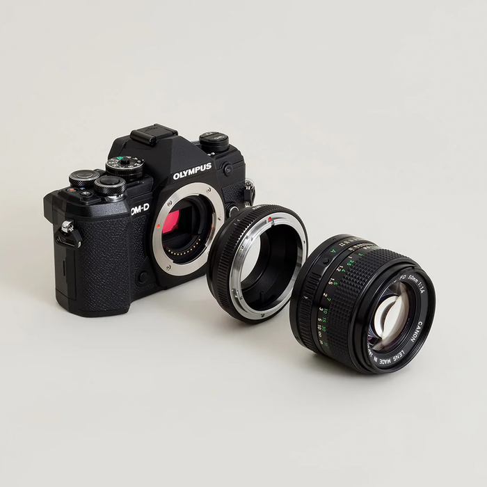 Urth Manual Lens Mount Adapter for Canon FD-Mount Lens to Micro Four Thirds Camera Body