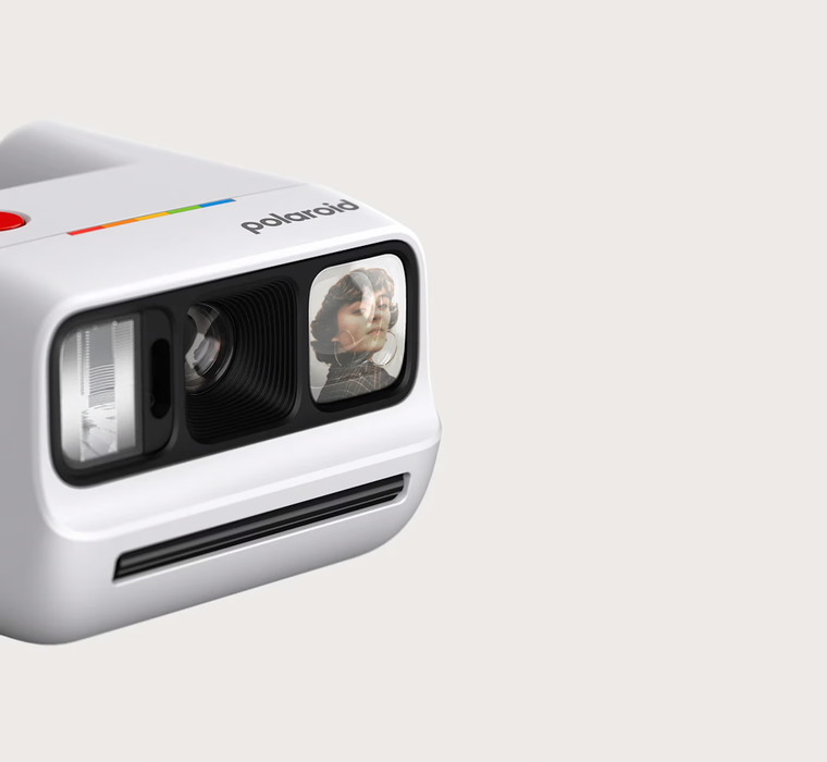 Polaroid Go Instant Camera Generation 3 with Film Bundle - Black
