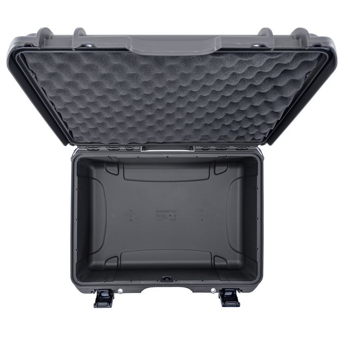 Nanuk 940 Wheeled Protective Case with Padded Dividers & Lid Foam - Graphite