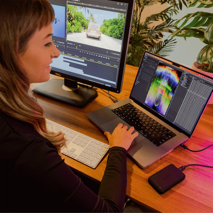 Glyph Technologies 8TB Atom PRO Portable Thunderbolt 3 NVMe SSD V2